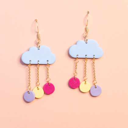 Boucles hors-collection.