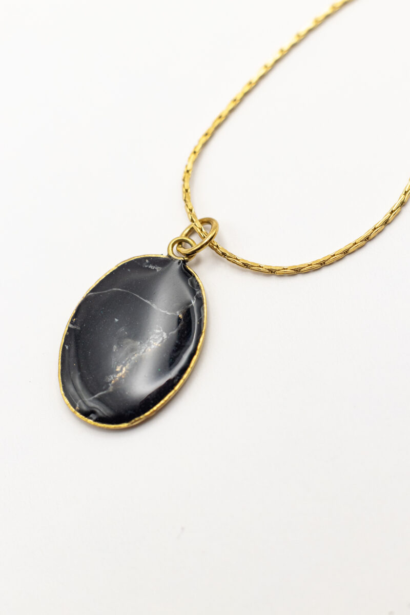 Colliers Faux Marbre Noir – Image 4