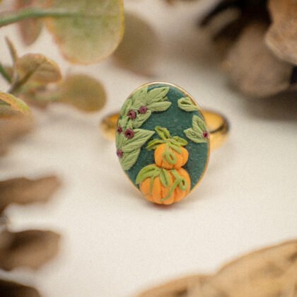 Bague ovale avec citrouilles